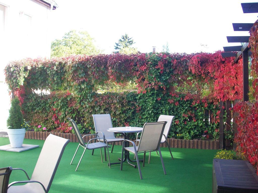 Apartmentpension Am Krongut Potsdam Exteriör bild